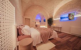 Malely Suite con Jacuzzi Privata - Martina Franca